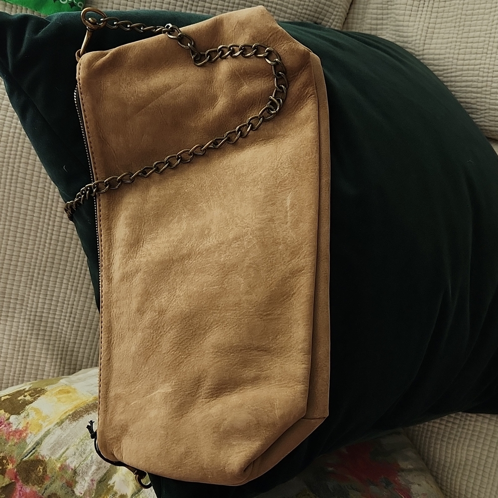 Ceri Hoover leather handbag